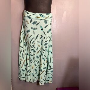 LuLaRoe green feather maxi skirt